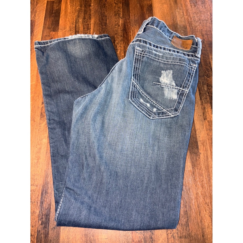 BKE Tyler Straight Leg Jeans Mens 31R Medium Wash Contrast Stitch Distressed